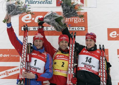 BJOERNDALEN Ole Einar, , GRAF Daniel, , YAROSHENKO Dmitry. Hochfilzen 2007. Pursuit. Men.