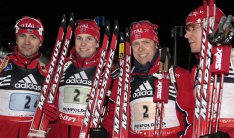 BJOERNDALEN Ole Einar, , HANEVOLD Halvard, , SVENDSEN Emil Hegle, , BRATSVEEN Rune. Ruhpolding 2008. Relay. Men.