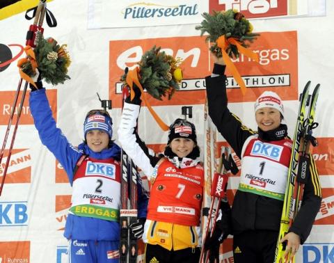 HAUSWALD Simone, , BECK Martina, , SLEPTSOVA Svetlana. Hochfilzen 2007. Pursuit races.