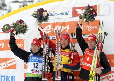 BJOERNDALEN Ole Einar, , SIKORA Tomasz, , SVENDSEN Emil Hegle. Hochfilzen 2007. Pursuit races.