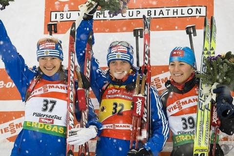 SEMERENKO Vita, , IOURIEVA Ekaterina, , SLEPTSOVA Svetlana. Hochfilzen 2008. Sprints.