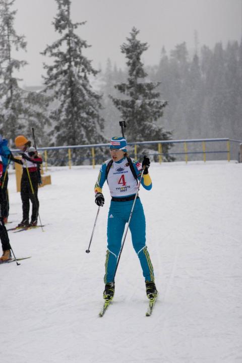 BURDYGA Natalya. Ukrainian Biathlon Cup, December 2010. Tysovets