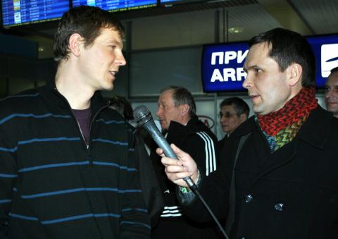 DERYZEMLYA Andriy. Meeting of the biathlon team of Ukraine. Kyiv, Boryspil airport, 21.03.2011