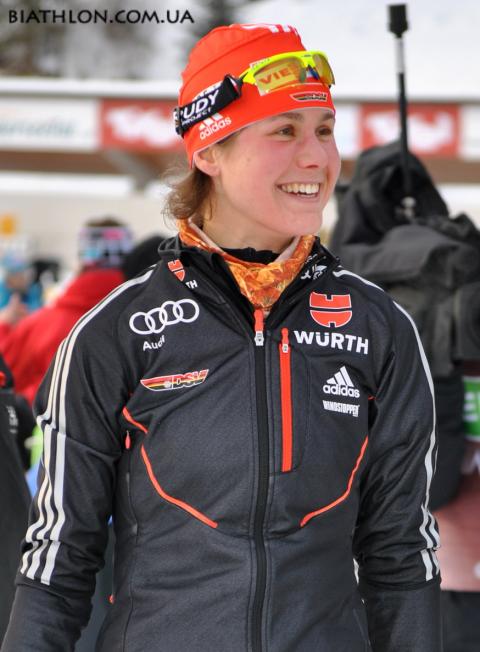 BACHMANN Tina. Hochfilzen 2011. Sprint. Women