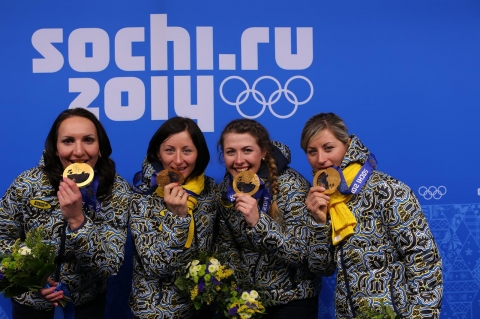 SEMERENKO Valj, , SEMERENKO Vita, , BILOSYUK Olena, , DZHIMA Yuliia. Sochi 2014. Golden relay award ceremony