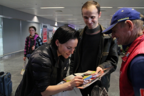 PANFILOVA Mariya. Meeting the ukrainian team in the airport
