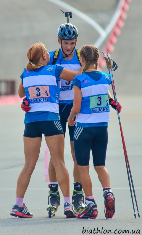 MERKUSHYNA Anastasiya, , ZHURAVOK Yuliya, , TISHCHENKO Artem. Tyumen 2014. Summer WCH. Mixed relay. Juniors