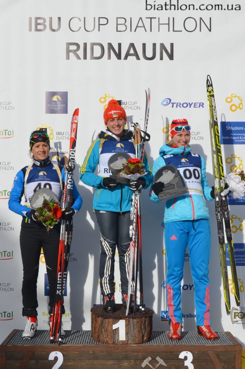PETRENKO Iryna, , CHEVALIER ANAIS-BOUCHET, , SHCHERBININA Anna. Ridnaun 2015. Iryna VARVYNETS first in sprint