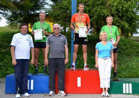 BEREZHNOY Oleg, , BILANENKO Olexander, , DERYZEMLYA Andriy, , TSERBE NESSINA Valentina. Summer open championship of Ukraine 2012. Sprint. Awards Ceremony