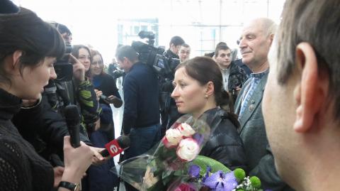 SEMERENKO Vita. Meeting the ukrainian team in the airport after the world championship
